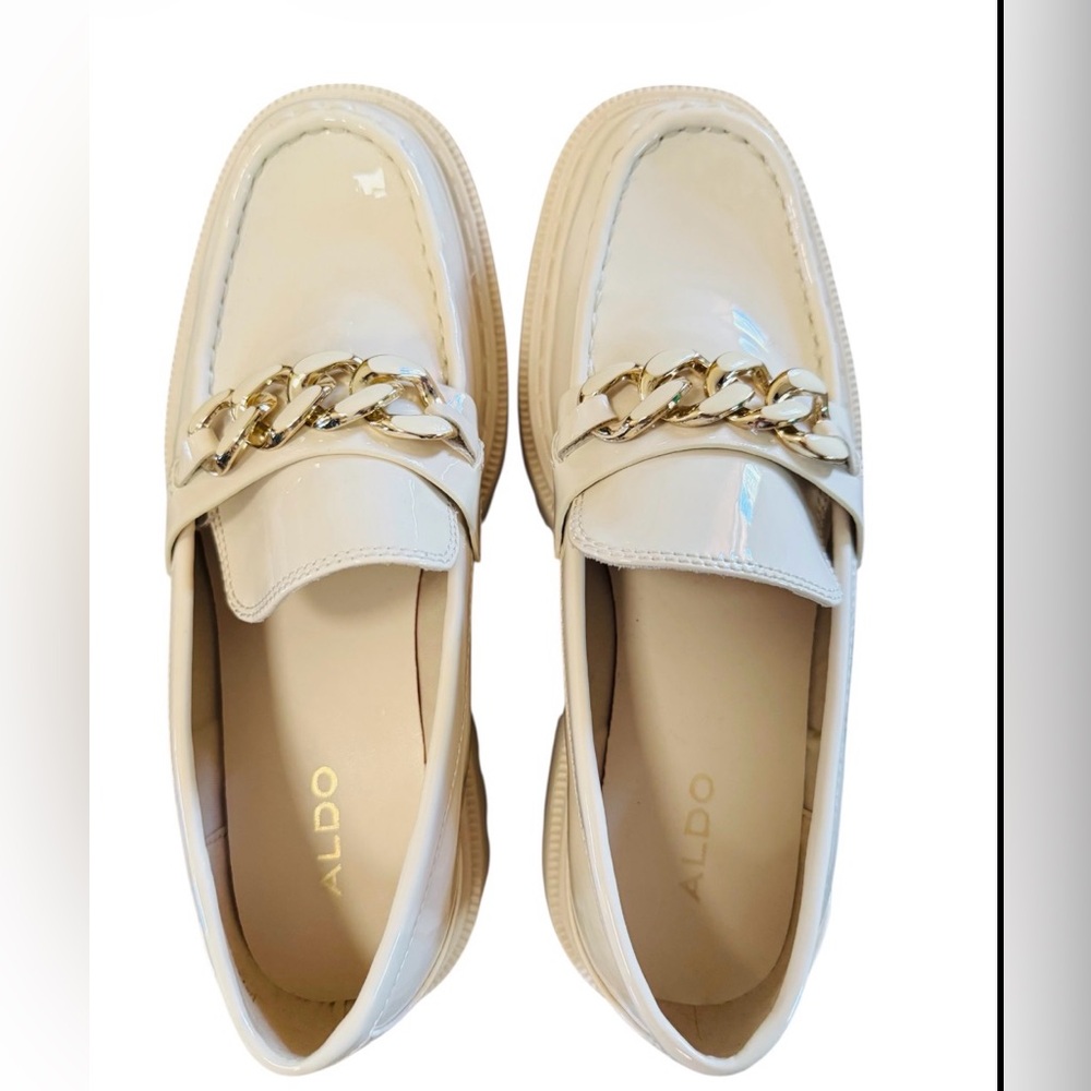 ALDO Off White/Cream Patent Platform Loafers Chain Chunky Lug Sole Size 7 - Picture 3 of 8